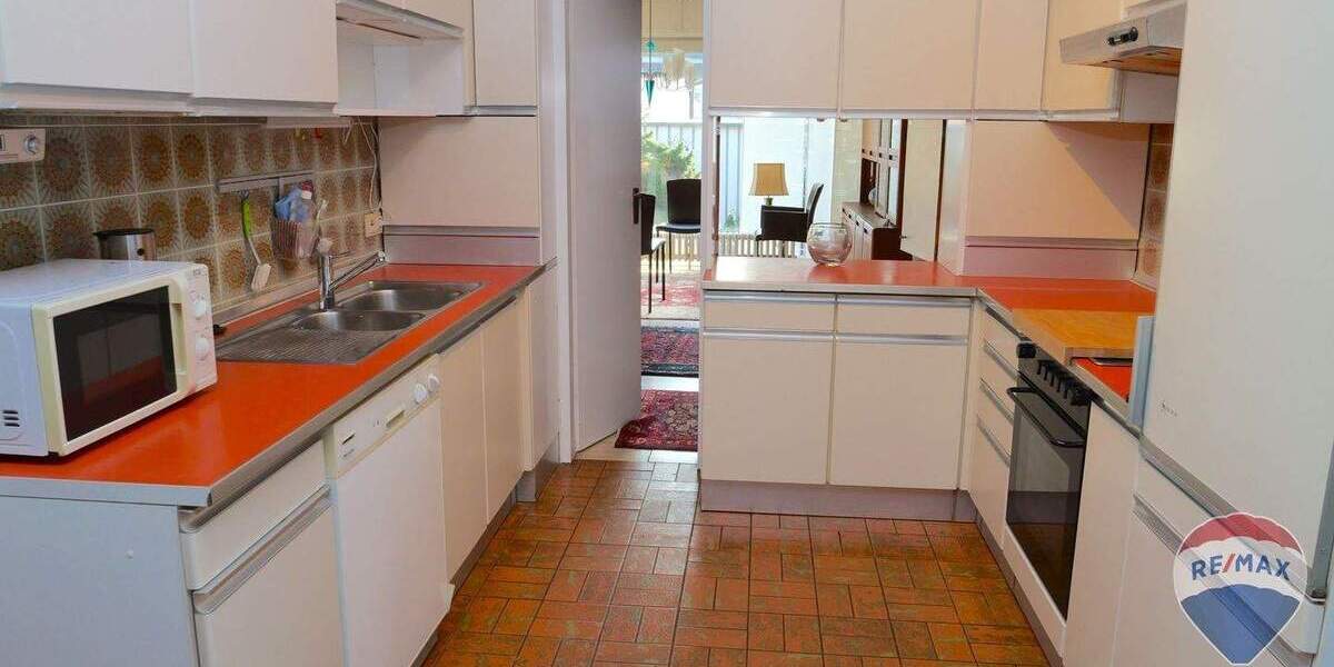 Einfamilienhaus Dinslaken Innenstadt - 8 Zimmer, 240 m&sup2;, 698.000&euro; | Angebot:25730854