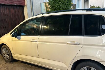 VW Touran 489.000 km 5.500 &euro; Gelsenkirchen 45881