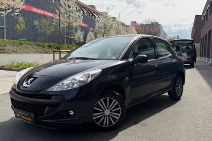 Peugeot 206 72.047 km 3.000 &euro; Essen 45145
