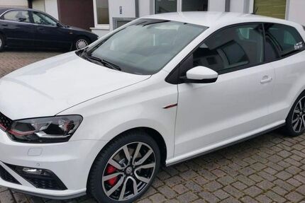 VW Polo 62.932 km 14.490 &euro; Essen 45355