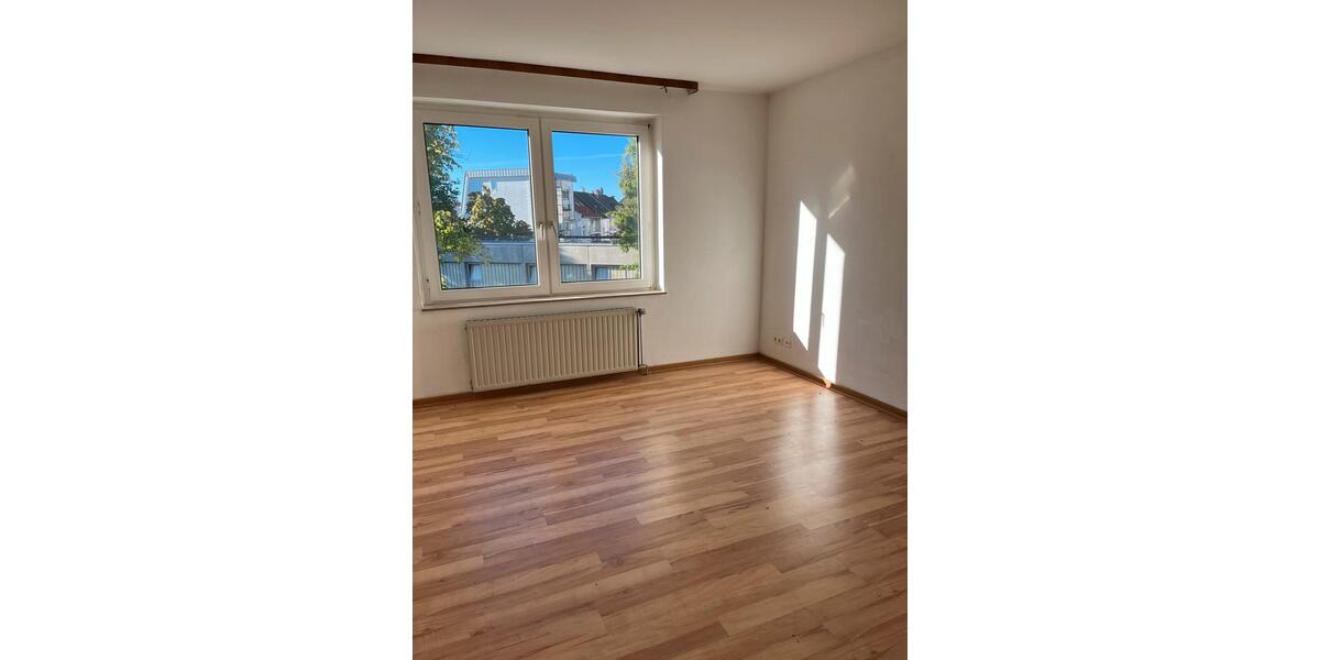 Etagenwohnung Recklinghausen Berghausen - 1 Zimmer, 43 m&sup2;, 370&euro; | Angebot:26020379