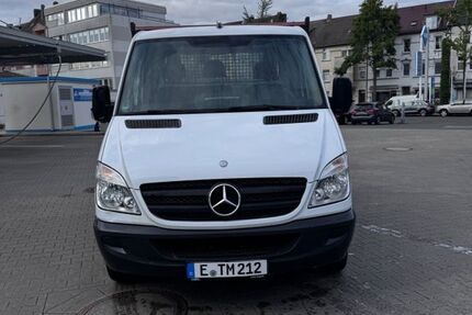 Mercedes-Benz Sprinter 145.702 km 14.500 &euro; Essen 45277
