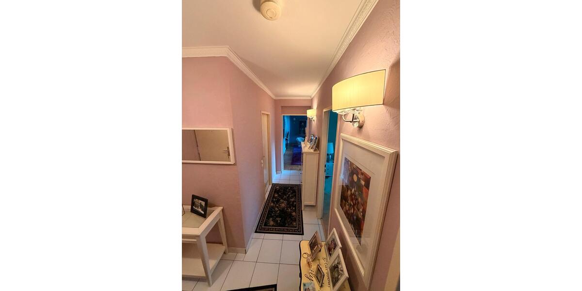 Erdgeschoßwohnung Essen Huttrop - 3 Zimmer, 68 m&sup2;, 159.000&euro; | Angebot:25757602