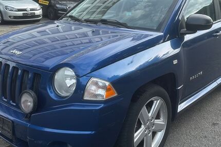Jeep Compass 271.700 km 2.900 &euro; Essen 45127