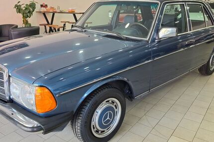 Mercedes-Benz 300 109.000 km 12.900 &euro; Recklinghausen 45661