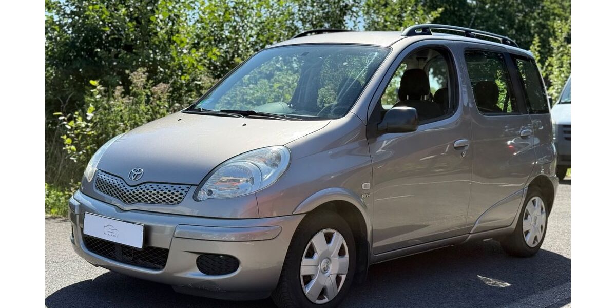 Toyota Yaris 166.000 km 4.499 &euro; Dülmen 48249
