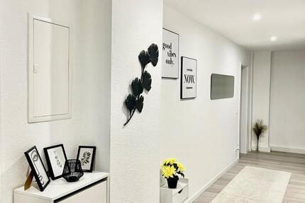 Wohnung Duisburg Duisburg-Mitte - 2.5 Zimmer, 70 m&sup2;, 1.200&euro; | Angebot:25309711