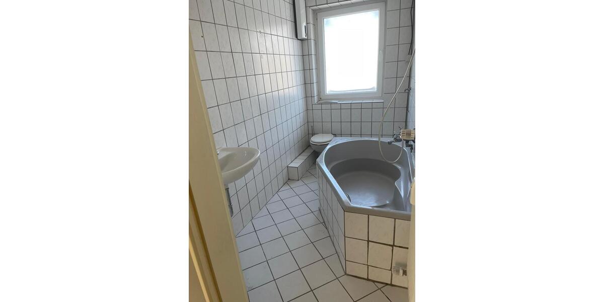 Etagenwohnung Gladbeck Brauck - 4 Zimmer, 117 m&sup2;, 200.000&euro; | Angebot:25933788