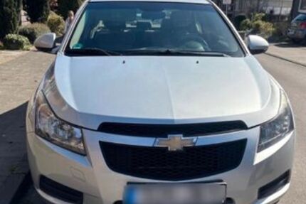 Chevrolet Cruze 123.500 km 3.190 &euro; duisburg 47178