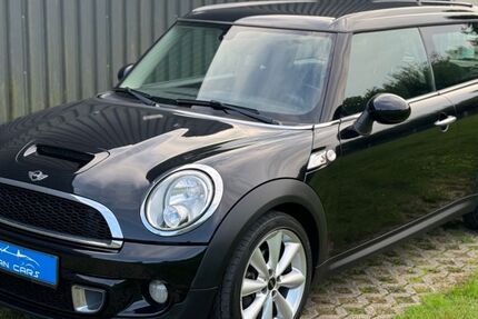 Mini Cooper SD Clubman 187.214 km 4.500 &euro; OER ERKENSCHWICK 45739