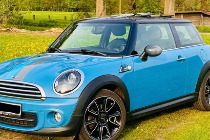 Mini Cooper 87.400 km 8.300 &euro; Marl 45768