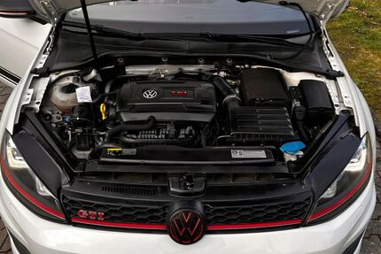 VW Golf 163.000 km 16.500 &euro; Bochum 44807