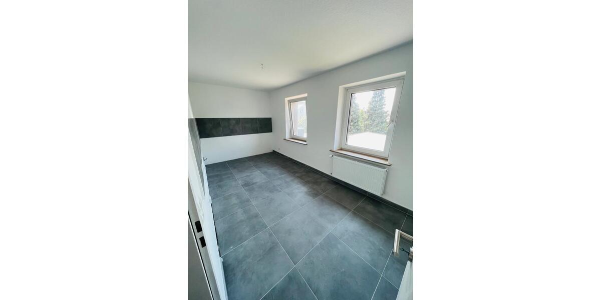 Etagenwohnung Mülheim an der Ruhr Rechtsruhr-Nord - 2 Zimmer, 68 m&sup2;, 900&euro; | Angebot:26021741