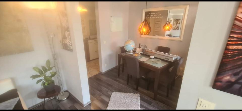 Dachgeschoßwohnung Recklinghausen Berghausen - 2.5 Zimmer, 66 m&sup2;, 337&euro; | Angebot:26279881