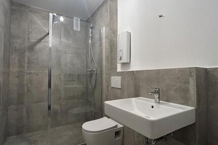 Wohnung Oberhausen - 2 Zimmer, 66 m&sup2;, 700&euro; | Angebot:24409994