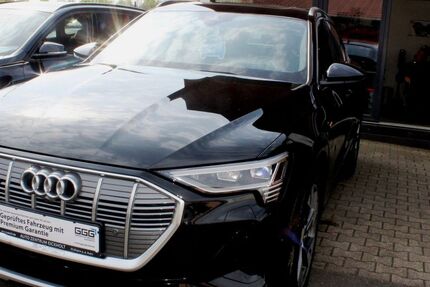 Audi e-tron 67.600 km 36.950 &euro; Mülheim a.d.Ruhr 45472