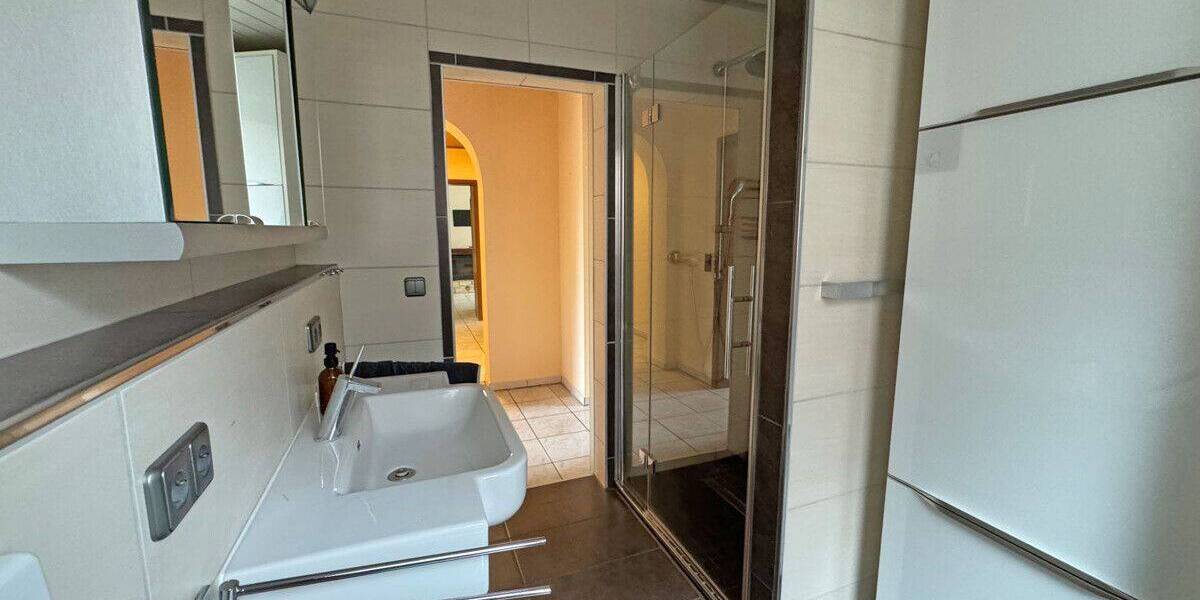 Etagenwohnung Wesel Obrighoven - 3 Zimmer, 94 m&sup2;, 265.000&euro; | Angebot:26778327