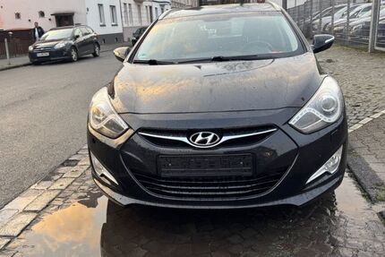Hyundai i40 162.000 km 5.999 &euro; Gelsenkirchen 45879