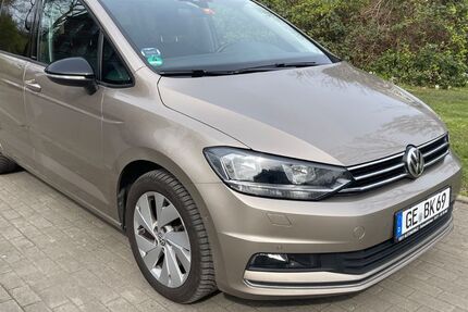 VW Touran 149.000 km 16.999 &euro; Gelsenkirchen 45889