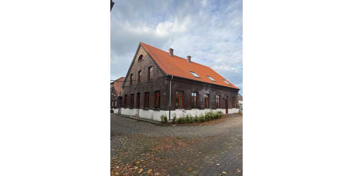 Einfamilienhaus Hünxe-Krudenburg Krudenburg - 5 Zimmer, 140 m&sup2;, 1.682&euro; | Angebot:24217450