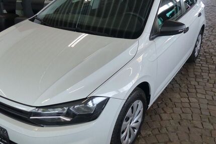 VW Polo 86.555 km 9.400 &euro; Gelsenkirchen 45888