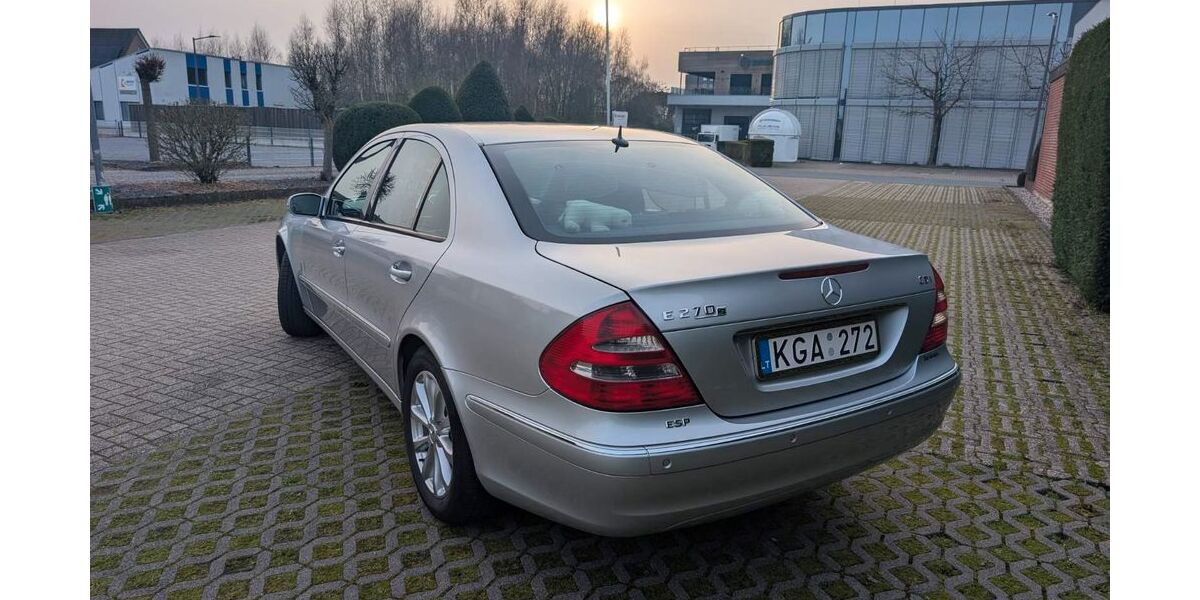 Mercedes-Benz E 270 360.000 km 3.200 &euro; Rhede 46414