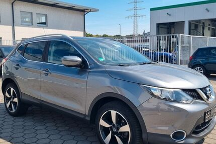 Nissan Qashqai 92.000 km 9.599 &euro; Dinslaken 46539