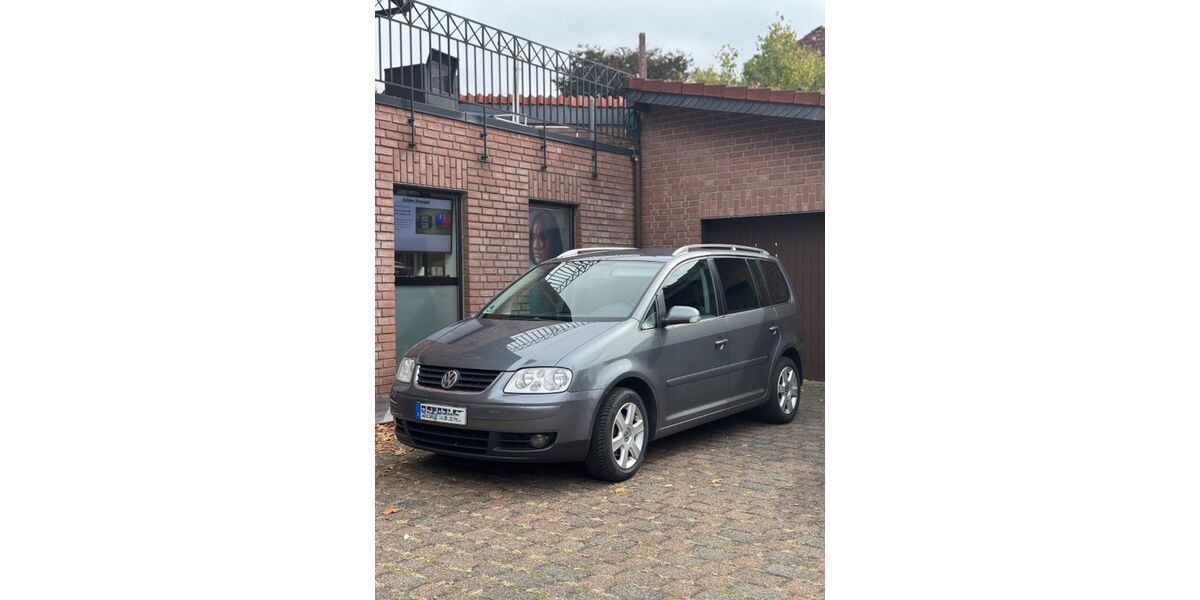 VW Touran 269.000 km 2.790 &euro; Datteln 45711