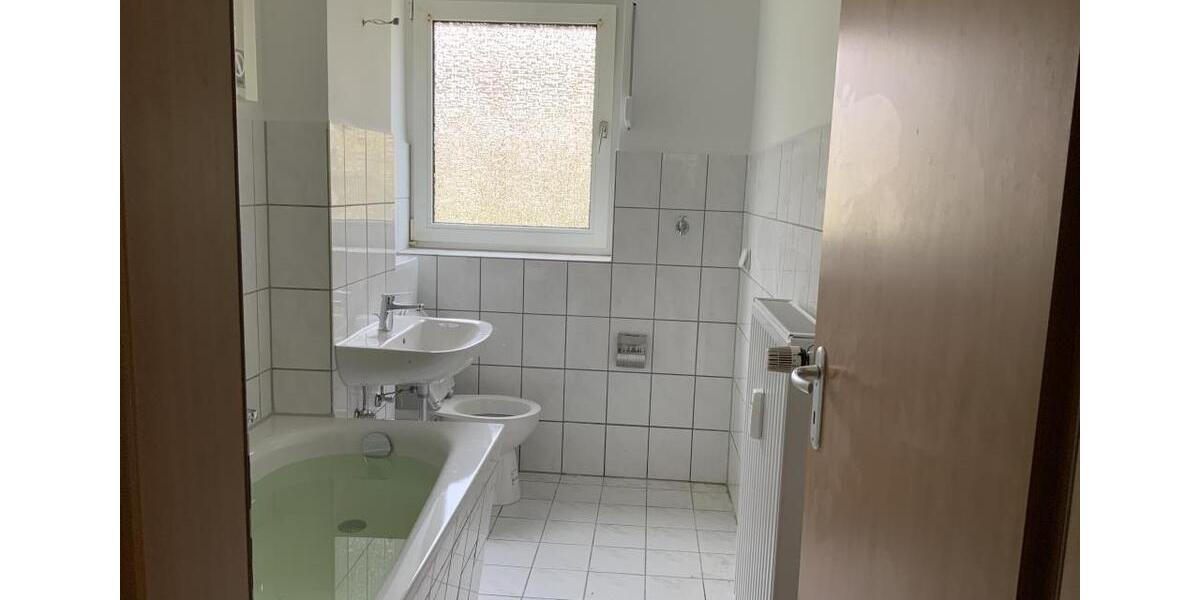 Erdgeschoßwohnung Gelsenkirchen Gelsenkirchen-Nord - 3.5 Zimmer, 64 m&sup2;, 439&euro; | Angebot:24754993
