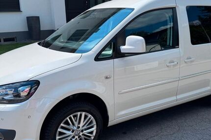 VW Caddy 154.000 km 9.800 &euro; Bochum 44869
