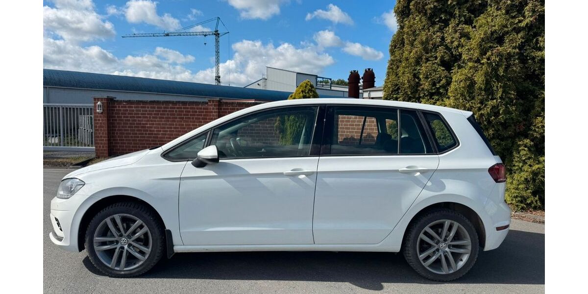 VW Golf 63.000 km 13.990 &euro; Hünxe 46569
