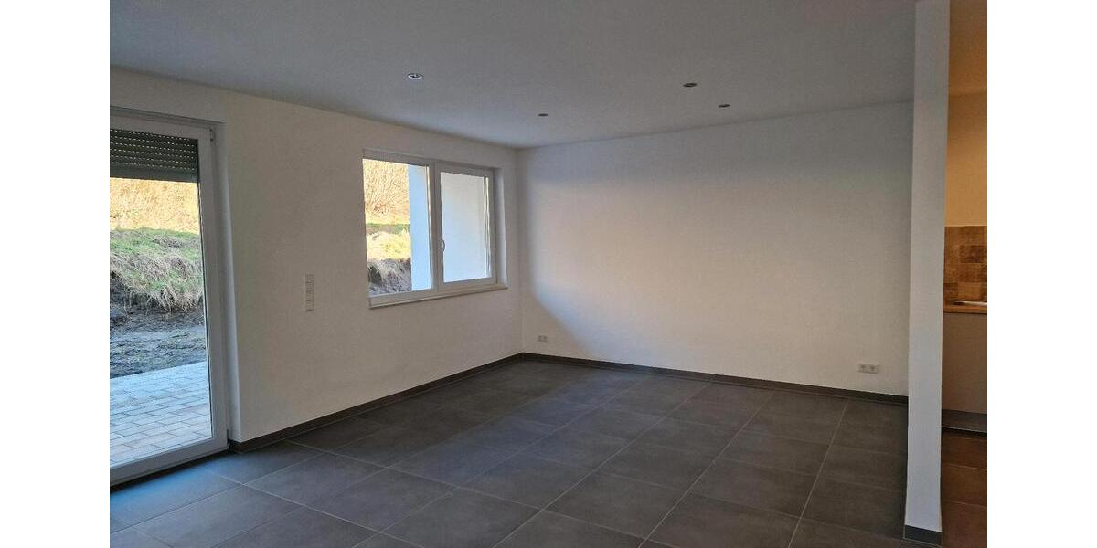 Erdgeschoßwohnung Castrop-Rauxel Becklem - 2 Zimmer, 85 m&sup2;, 1.200&euro; | Angebot:25806844