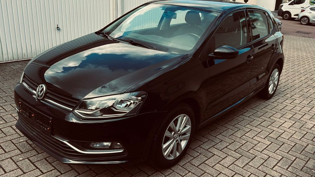 VW Polo 67.130 km 11.999 &euro; Essen 45355