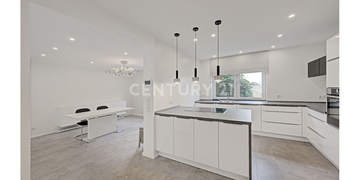 Traumhaus für Paare: Moderne Räume, freistehende Badewanne & viel Potenzial im Grünen - Einfamilienhaus Essen Stadtbezirk IV | Angebot:27248509