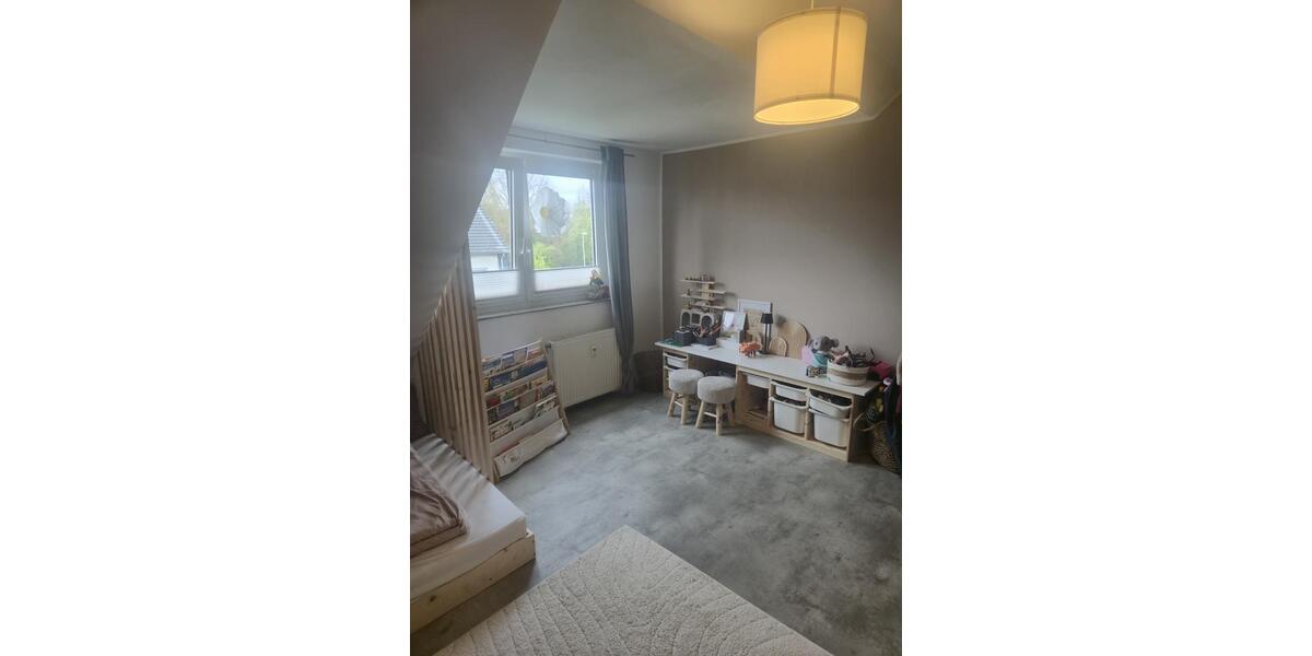 Dachgeschoßwohnung Herne Wanne - 3.5 Zimmer, 75 m&sup2;, 146.000&euro; | Angebot:26214430