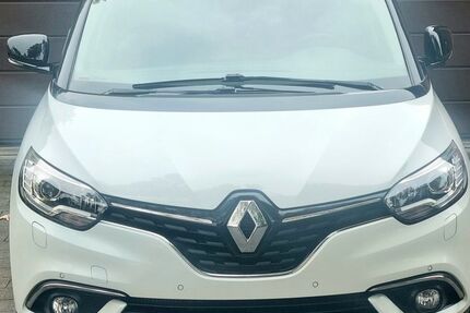 Renault Scenic 109.915 km 11.990 &euro; Duisburg 47138