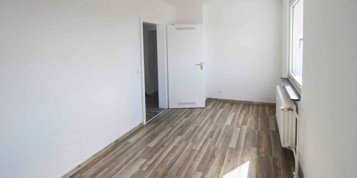 Etagenwohnung Duisburg Rumeln-Kaldenhausen - 3 Zimmer, 74 m&sup2;, 165.000&euro; | Angebot:26764028