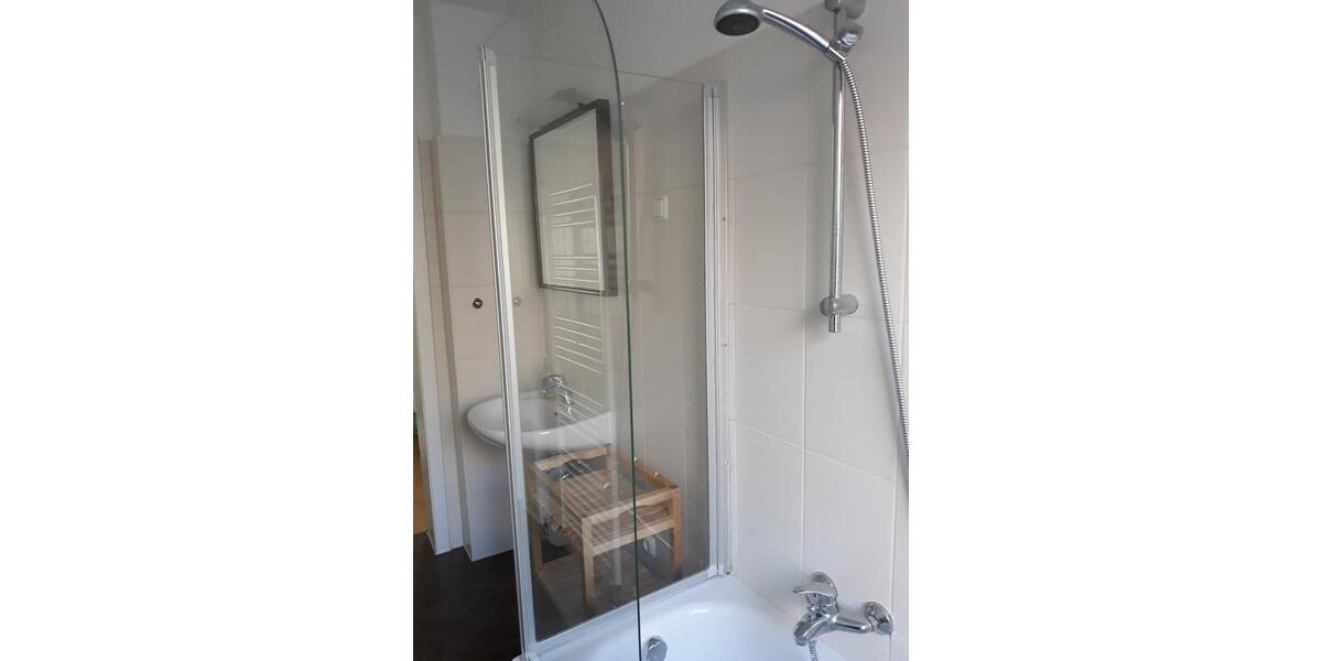 Etagenwohnung Essen Stadtbezirk II - 2.5 Zimmer, 64 m&sup2;, 800&euro; | Angebot:23797314