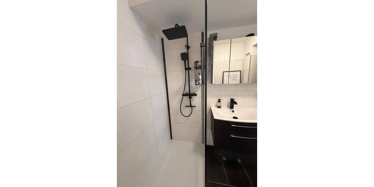 Etagenwohnung Bochum - 2 Zimmer, 60 m&sup2;, 1.288&euro; | Angebot:26253437