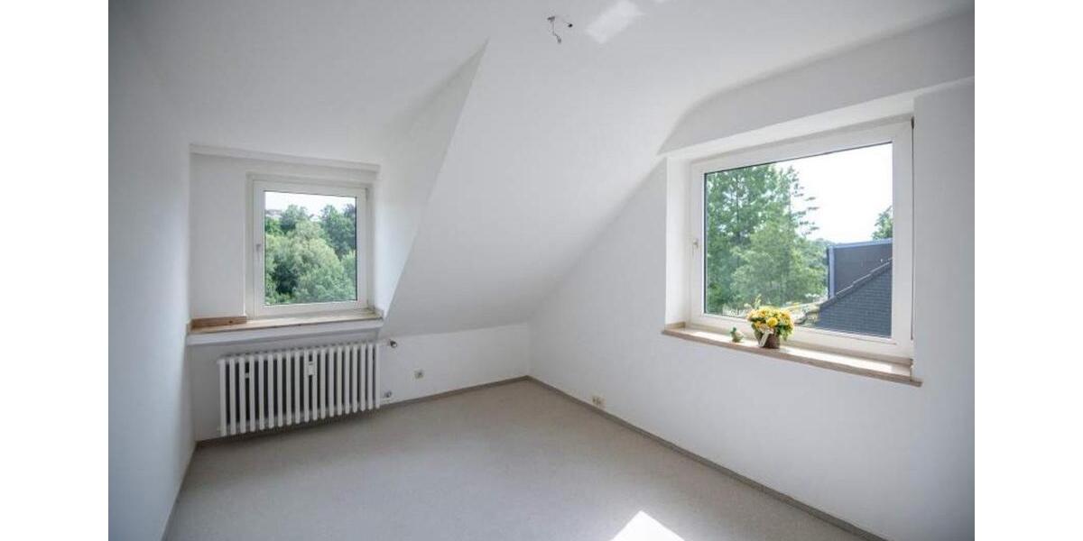 Etagenwohnung Essen Stadtbezirk VI - 3.5 Zimmer, 79 m&sup2;, 1.160&euro; | Angebot:25658380