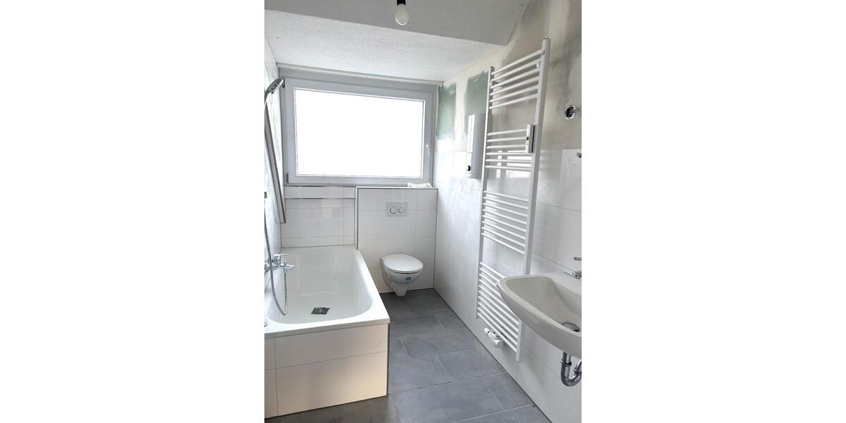 Dachgeschoßwohnung Essen Stadtbezirk IV - 2 Zimmer, 61 m&sup2;, 510&euro; | Angebot:25882813