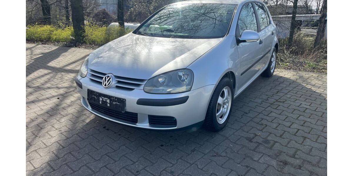 VW Golf 131.000 km 3.900 &euro; Mülheim an der Ruhr 45481