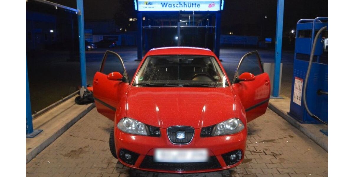 Seat Ibiza 149.000 km 2.600 &euro; Bochum 44797