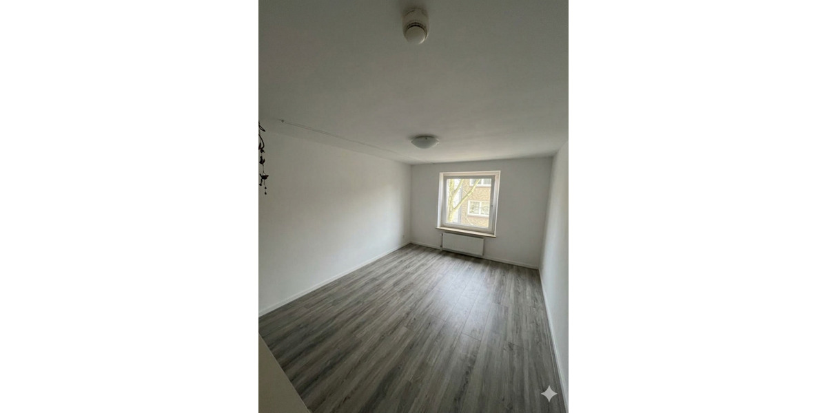 Etagenwohnung Essen Holsterhausen - 2 Zimmer, 45 m&sup2;, 470&euro; | Angebot:25800134