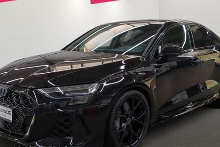 Audi RS3 3.000 km 77.980 &euro; Mülheim a.d. Ruhr 45481