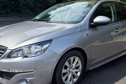 Peugeot 308 76.100 km 9.200 &euro; Castrop-Rauxel 44577