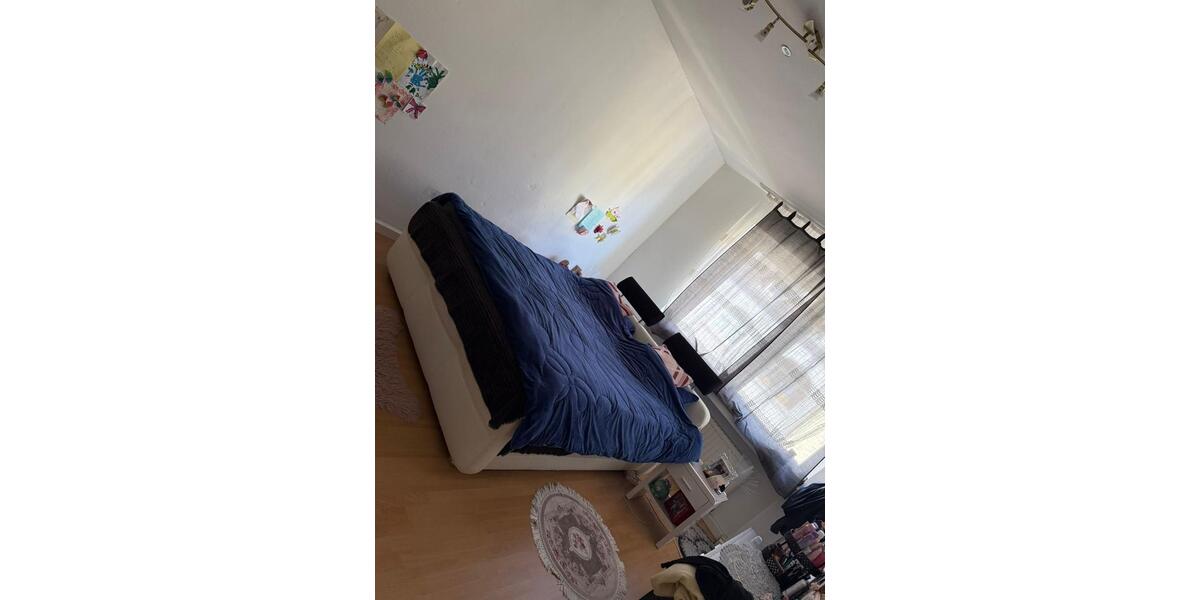 Etagenwohnung Gelsenkirchen Gelsenkirchen-Mitte - 4 Zimmer, 110 m&sup2;, 945&euro; | Angebot:26256340