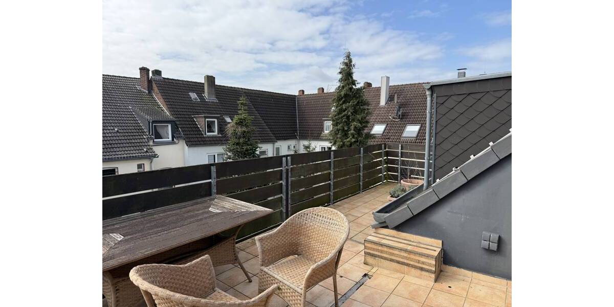 Etagenwohnung Essen Frohnhausen - 4 Zimmer, 118 m&sup2;, 225.000&euro; | Angebot:25999356