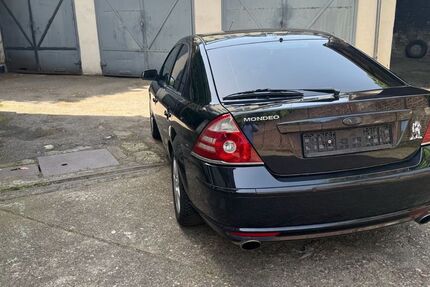 Ford Mondeo 143.300 km 4.000 &euro; Duisburg 47137