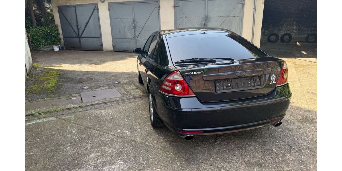 Ford Mondeo 143.300 km 4.000 &euro; Duisburg 47137